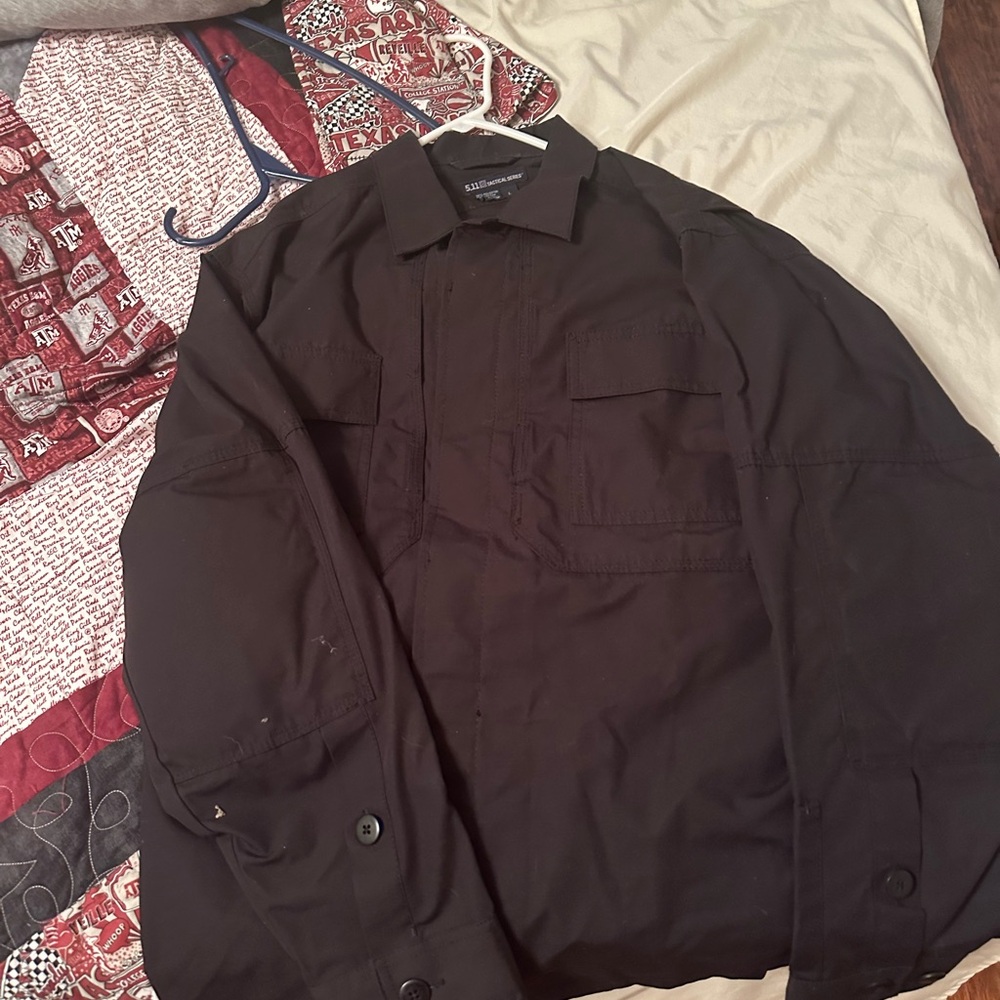 5.11 tactical pants/shirts, $25 ea - Picture 2 of 5